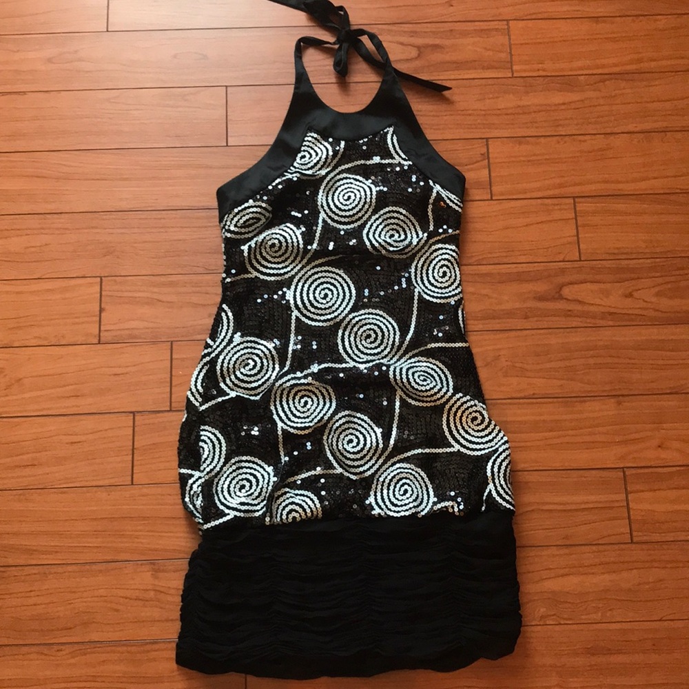 Sequins black and white dress.